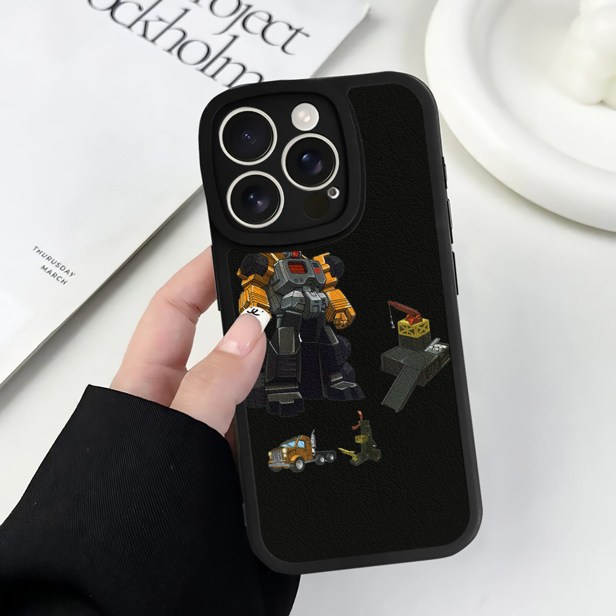 （画像用）  【iPhone 16シリーズ対応】シリコンスマホケース（レザー調） 材質：シリコン